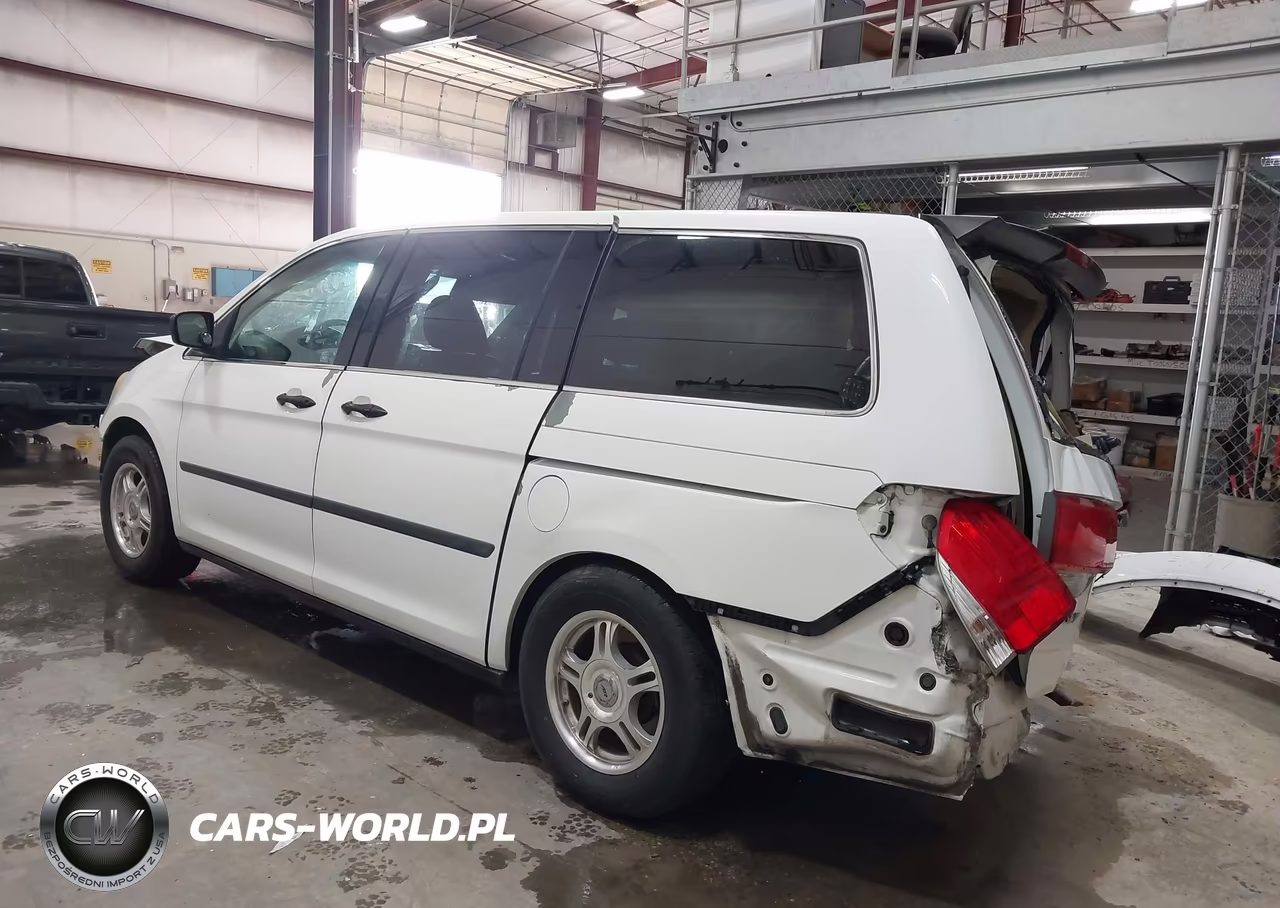 2008 Honda Odyssey Lx VIN:5FNRL38258B001972 - 3