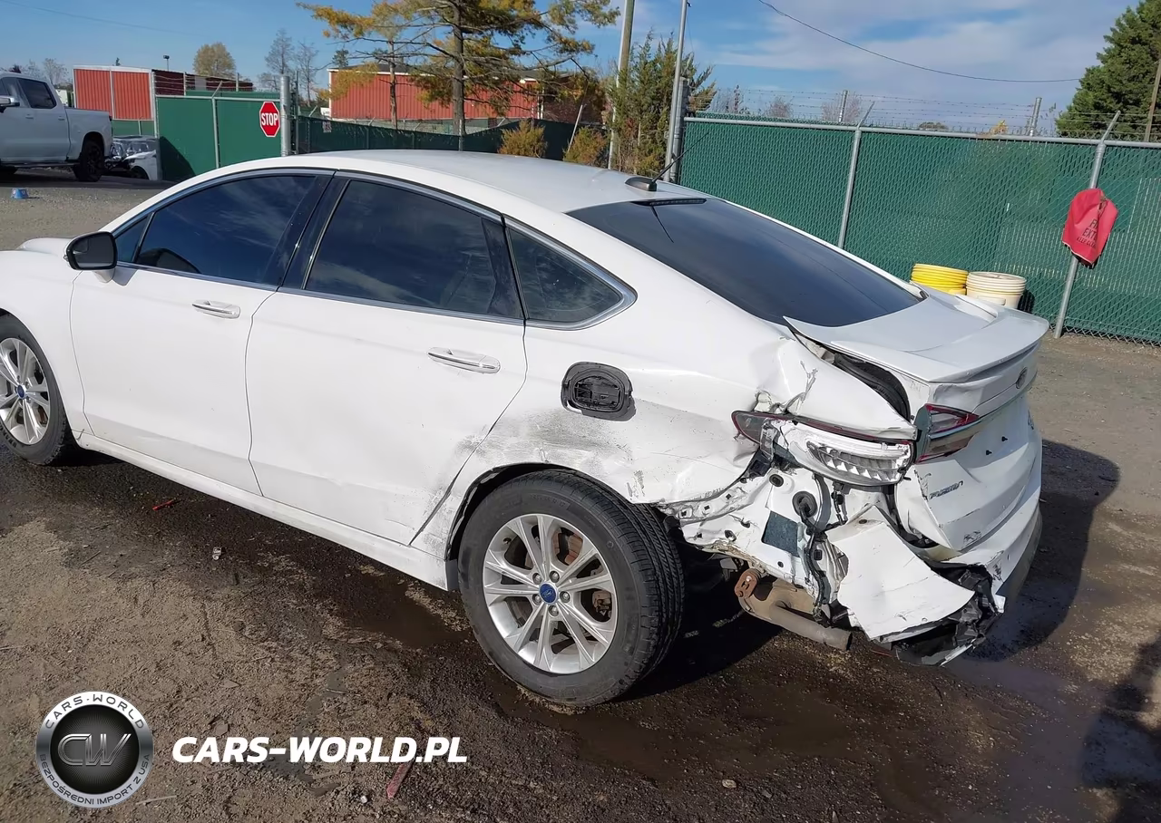 2017 Ford Fusion Titanium VIN:3FA6P0K95HR116071 - 6