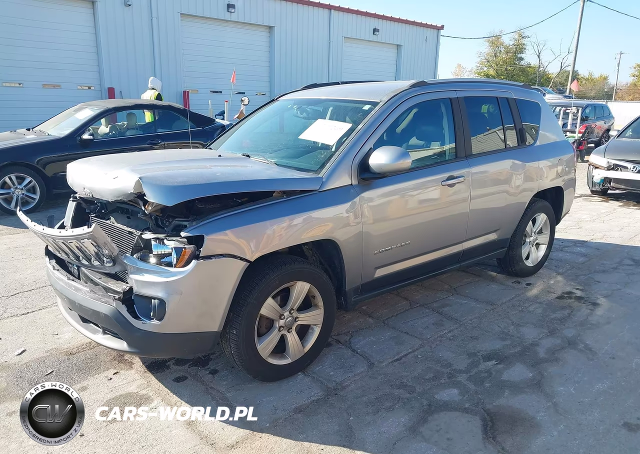 2016 Jeep Compass Latitude VIN:1C4NJCEAXGD536186 - 2