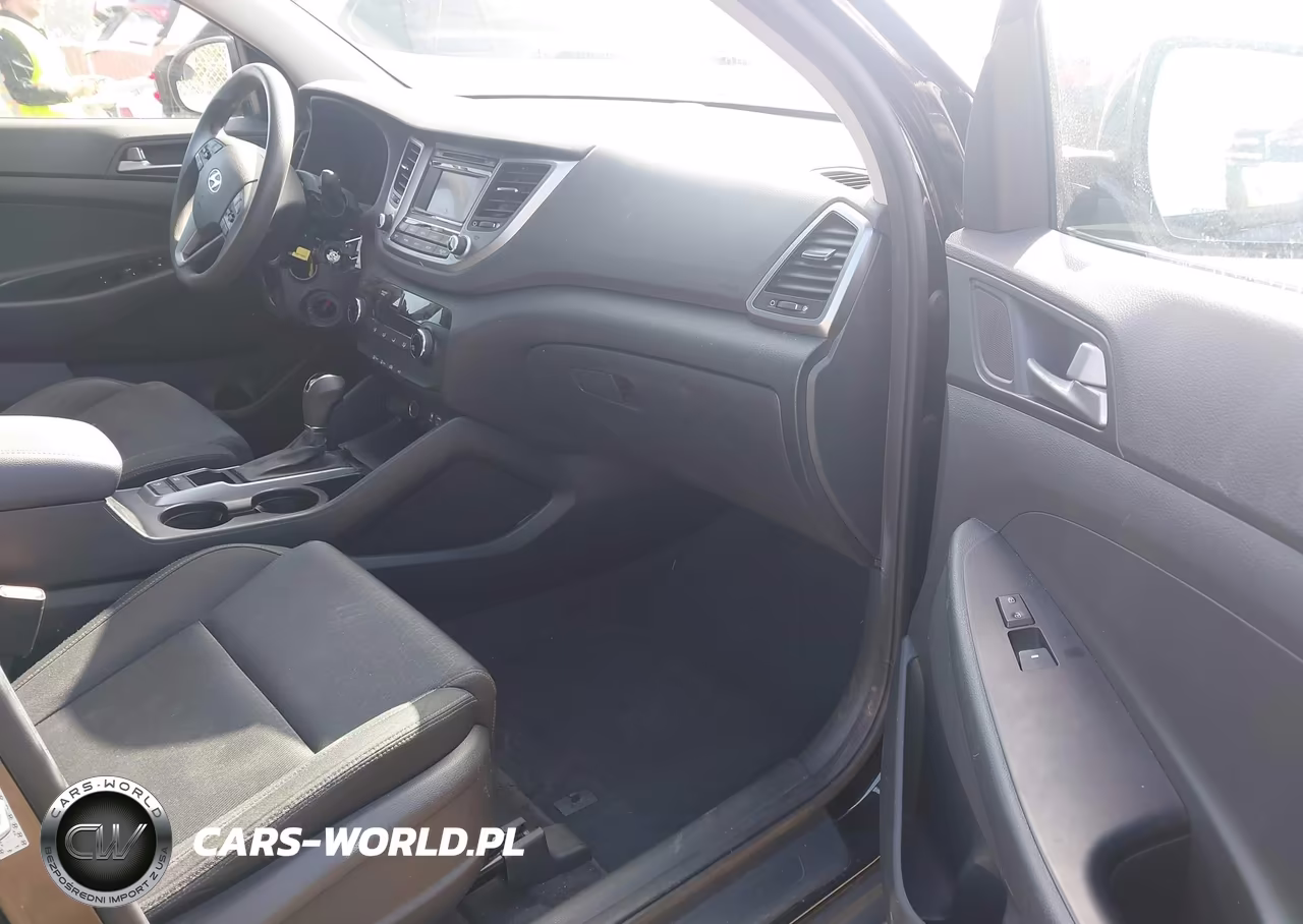 2016 Hyundai Tucson Se VIN:KM8J23A46GU231453 - 5