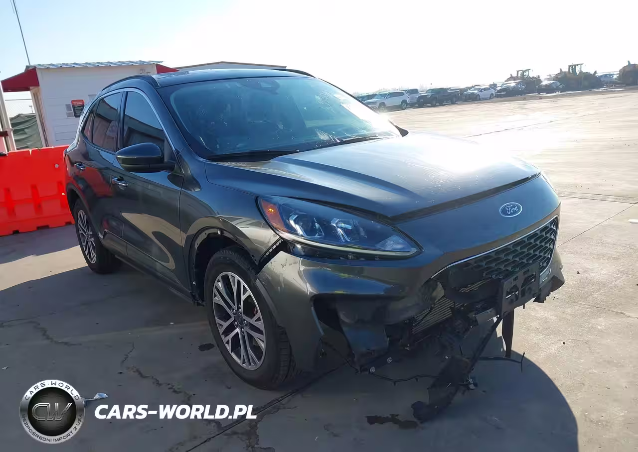 2020 Ford Escape Sel