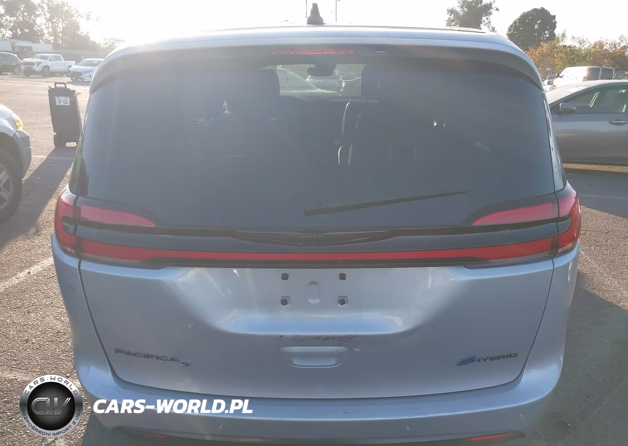 2023 Chrysler Pacifica Hybrid Limited VIN:2C4RC1S77PR609309 - 16