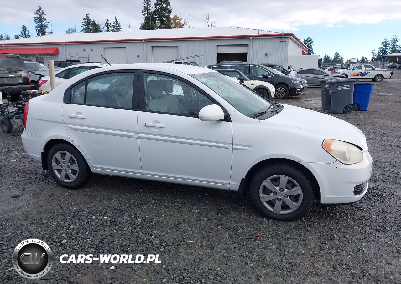 2008 Hyundai Accent Gls VIN:KMHCN46CX8U271073 - 13