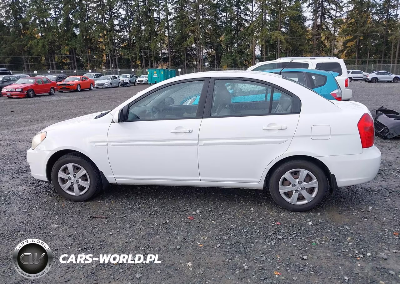 2008 Hyundai Accent Gls VIN:KMHCN46CX8U271073 - 14