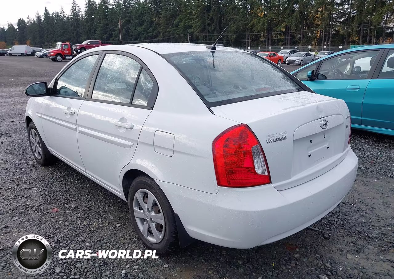 2008 Hyundai Accent Gls VIN:KMHCN46CX8U271073 - 3
