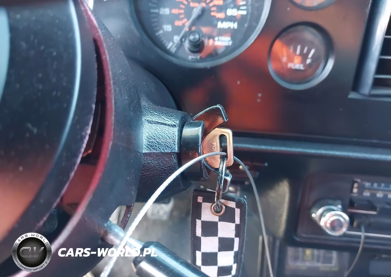 1983 Ford Mustang VIN:1FABP2731DF151468 - 11