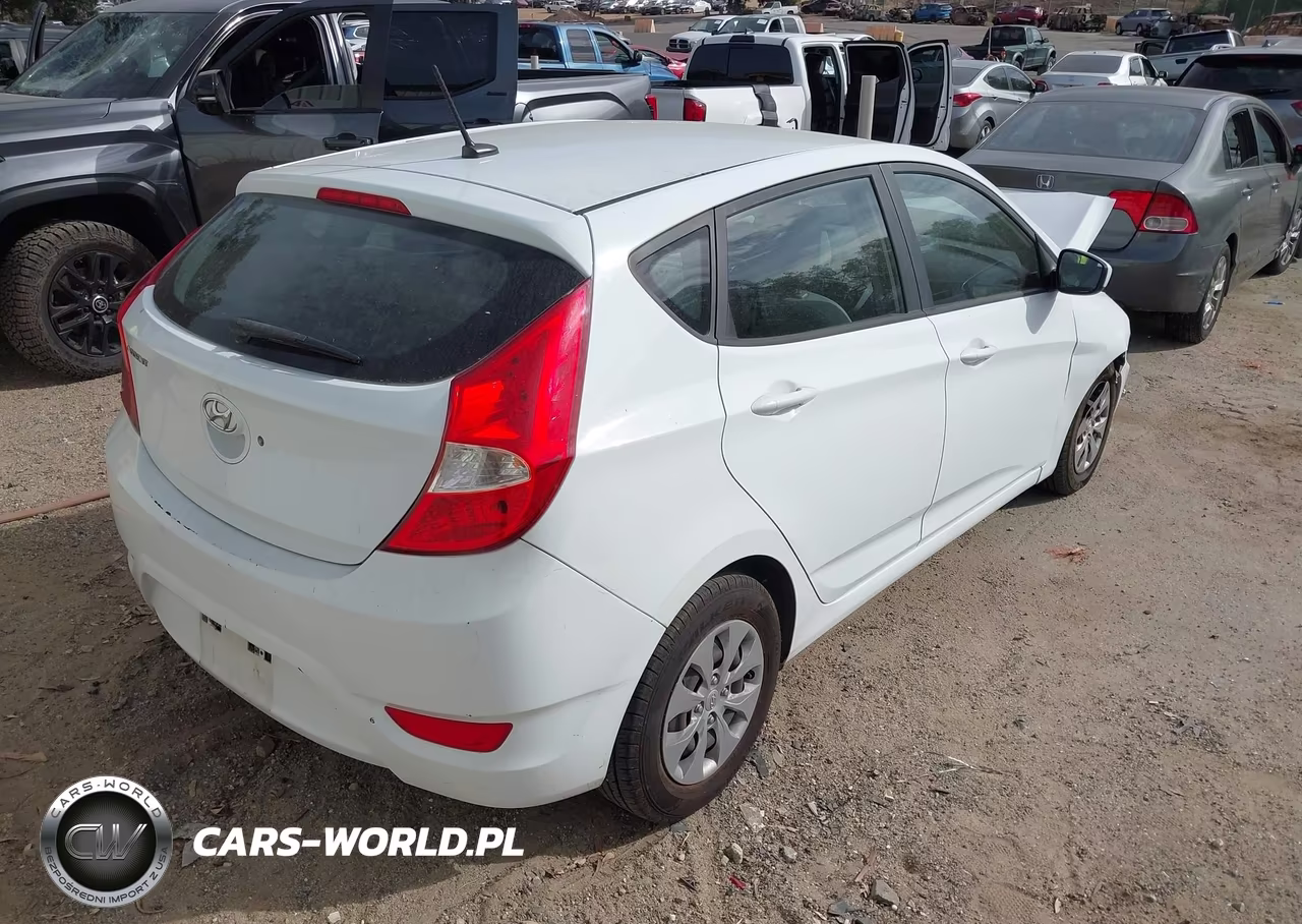 2016 Hyundai Accent Se VIN:KMHCT5AEXGU246032 - 4
