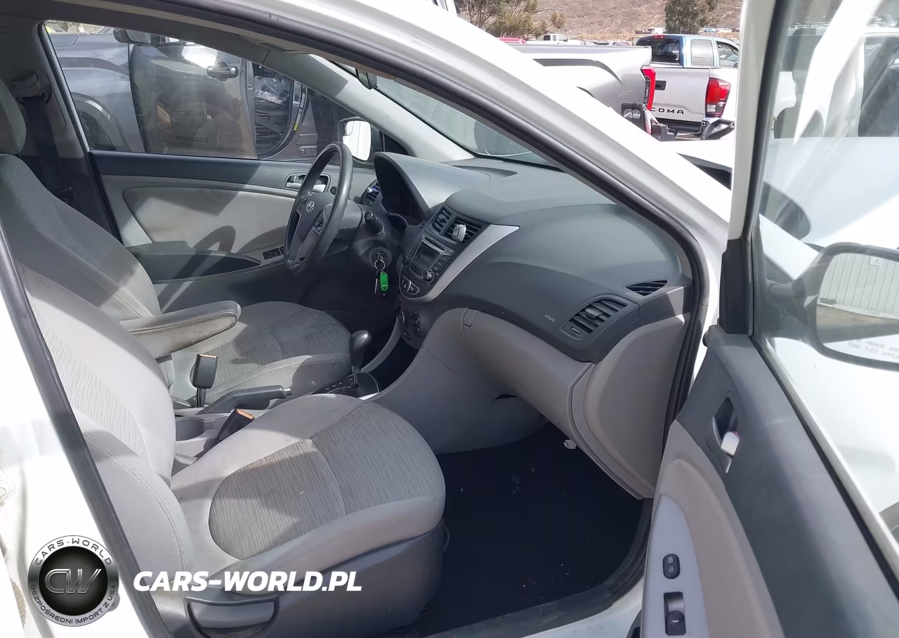 2016 Hyundai Accent Se VIN:KMHCT5AEXGU246032 - 5