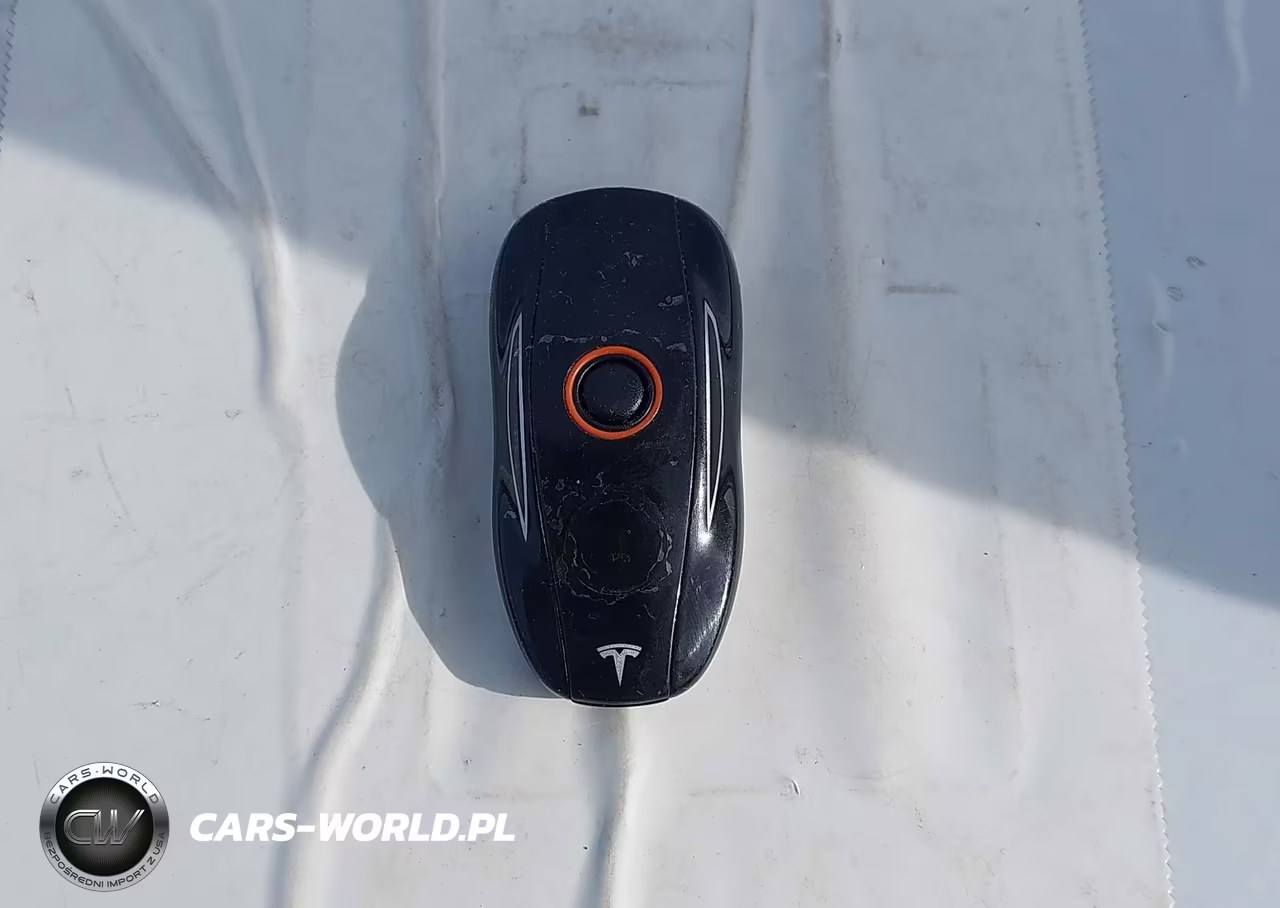 2016 Tesla Model S 60D-70D-75D-85D-90D VIN:5YJSA1E26GF162474 - 11