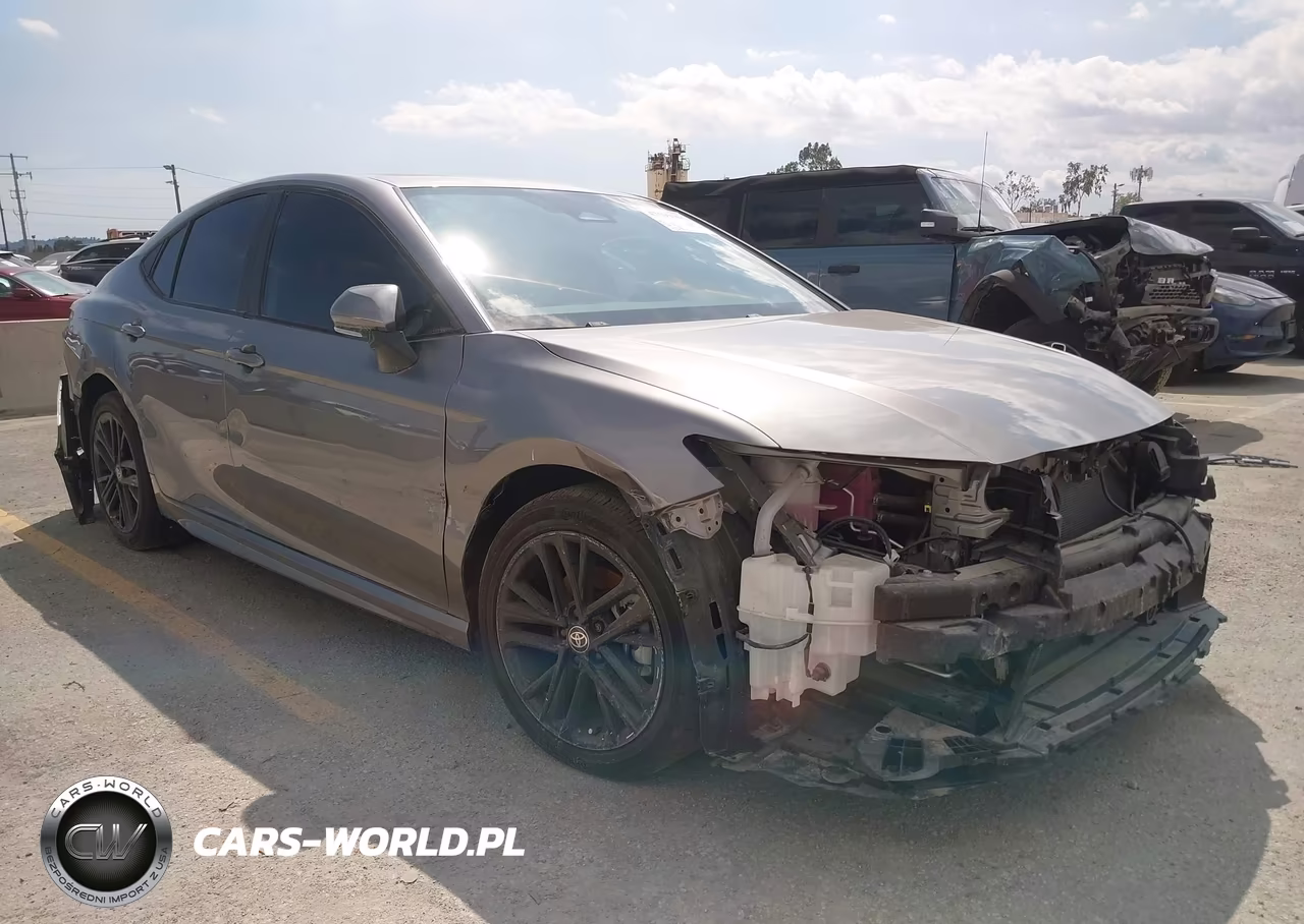 2025 Toyota Camry Se – zdjęcie 1 z 19