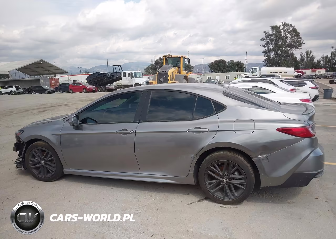 2025 Toyota Camry Se VIN:4T1DAACK0SU558763 - 15