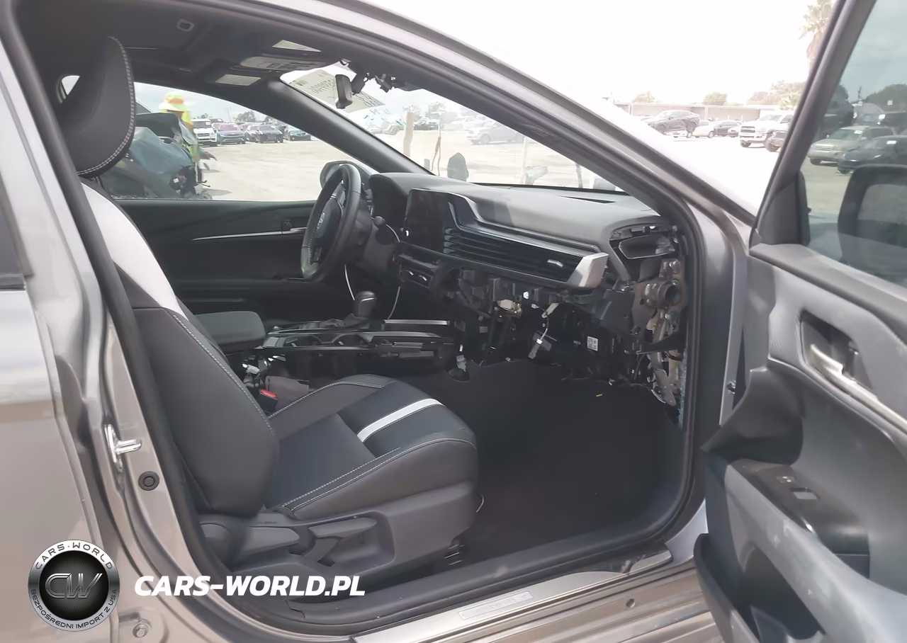 2025 Toyota Camry Se VIN:4T1DAACK0SU558763 - 5