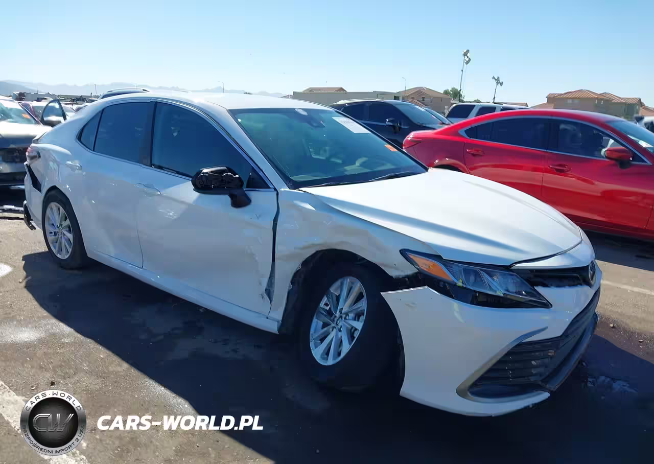 2021 Toyota Camry Le