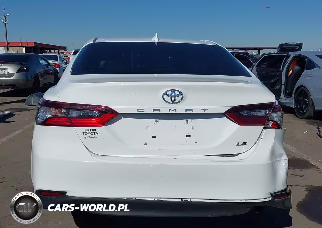 2021 Toyota Camry Le VIN:4T1C11AK5MU436868 - 16