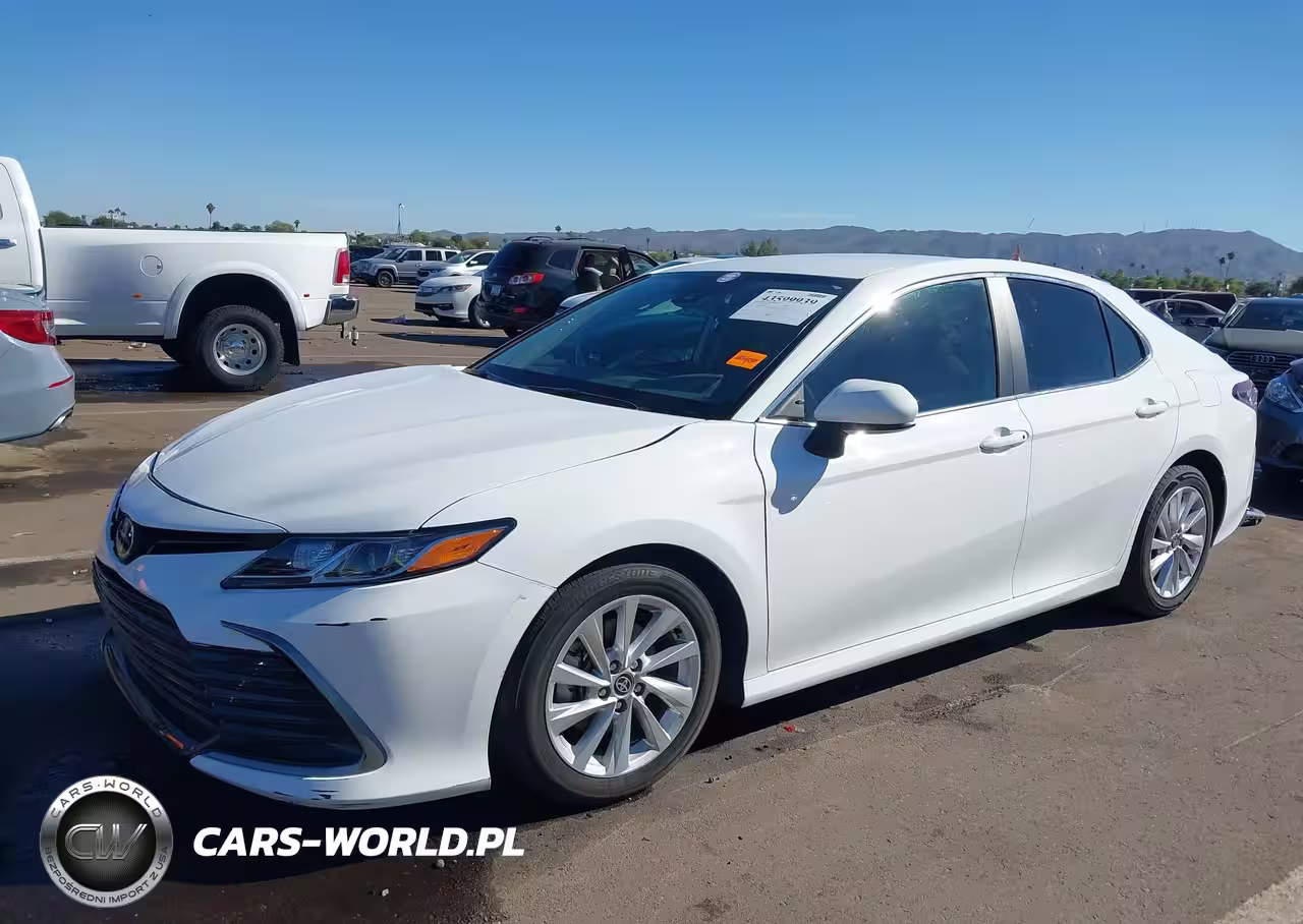 2021 Toyota Camry Le VIN:4T1C11AK5MU436868 - 2