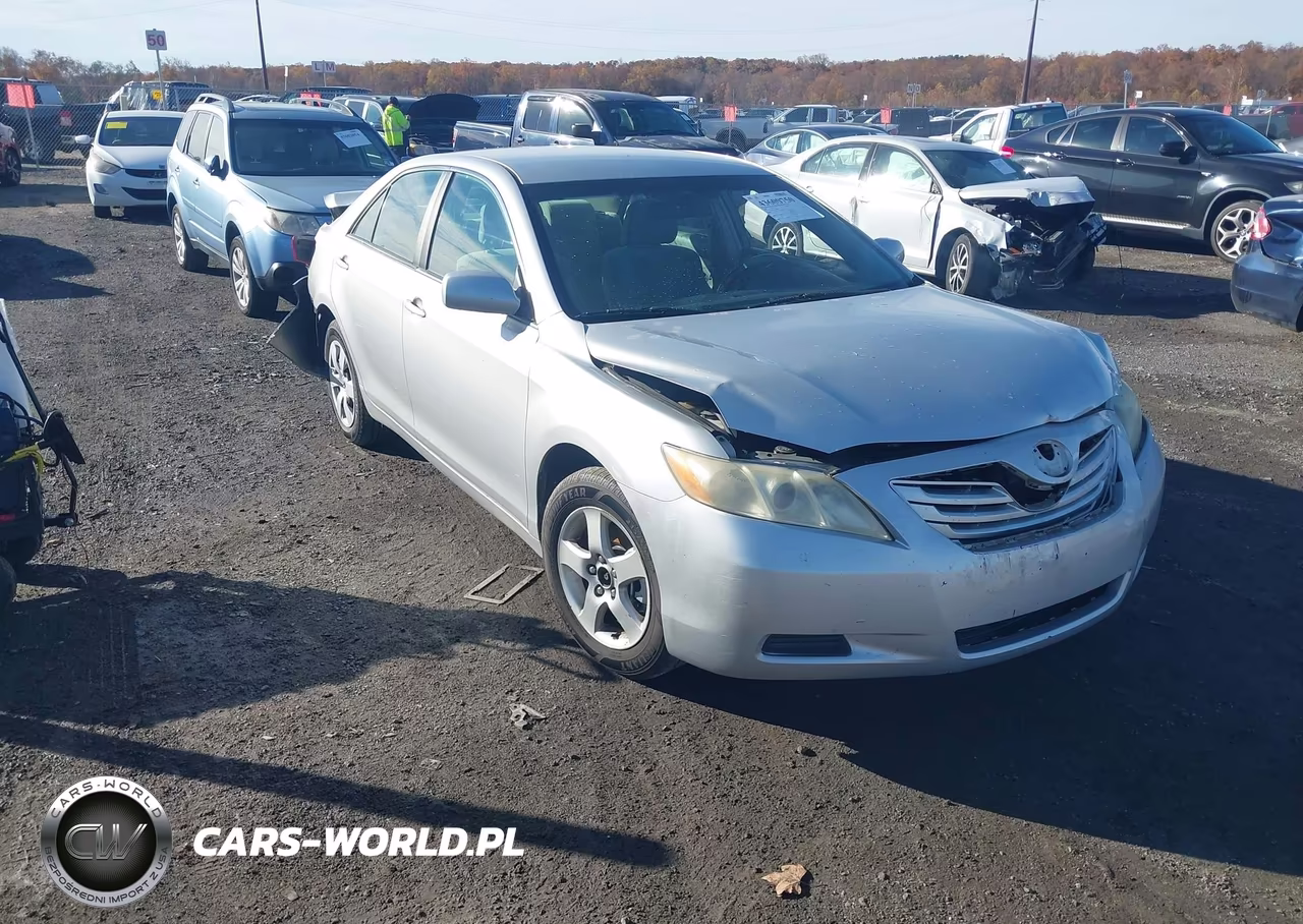 2007 Toyota Camry Le – zdjęcie 1 z 16