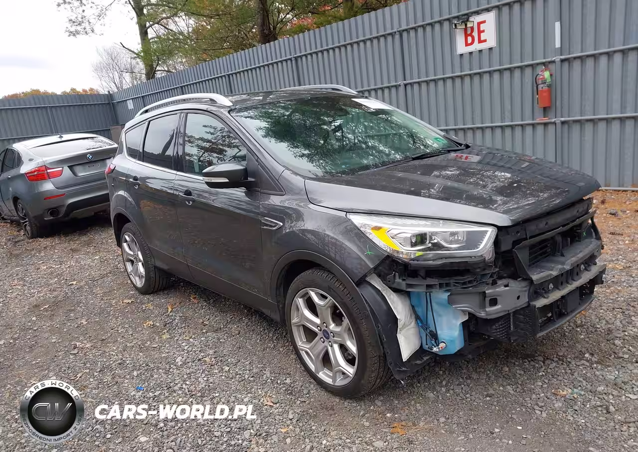 2019 Ford Escape Titanium