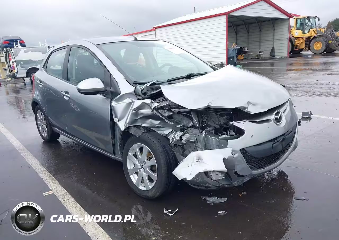 2013 Mazda Mazda2 Touring