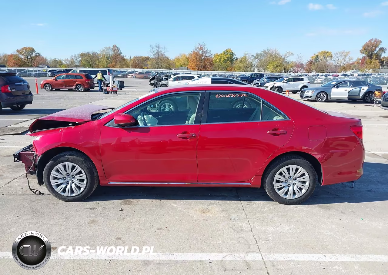 2013 Toyota Camry Le VIN:4T1BF1FK3DU648044 - 15
