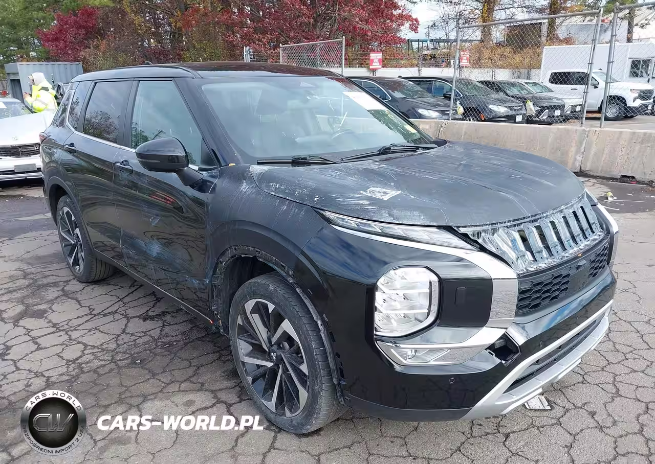 2022 Mitsubishi Outlander Black Edition 2Wd-Se 2.5 2Wd-Se Launch Edition 2Wd