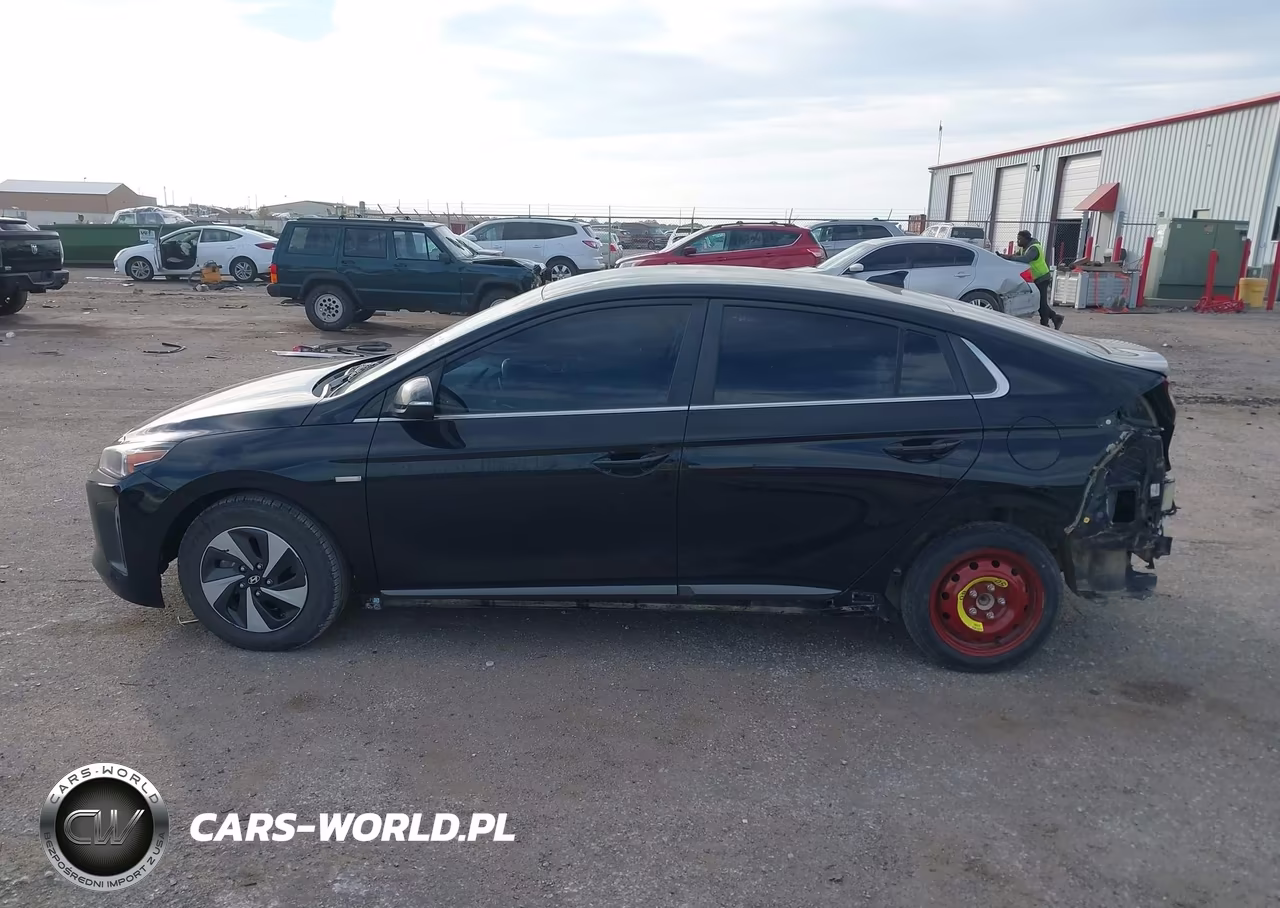 2018 Hyundai Ioniq Hybrid Sel VIN:KMHC75LC1JU064839 - 15