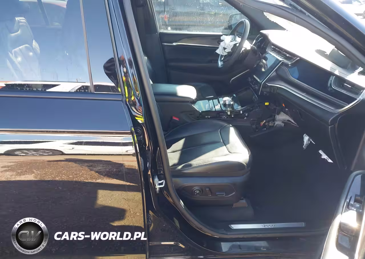2023 Jeep Grand Cherokee L Overland 4X2 VIN:1C4RJJDG6P8726717 - 5