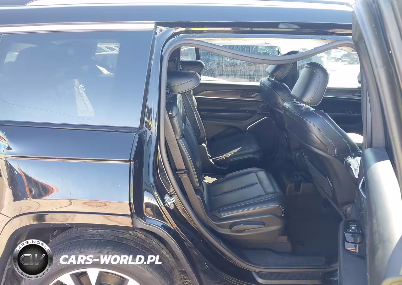 2023 Jeep Grand Cherokee L Overland 4X2 VIN:1C4RJJDG6P8726717 - 8