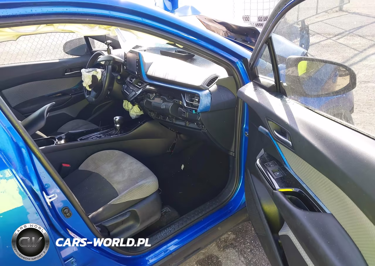 2019 Toyota C-Hr Xle VIN:NMTKHMBX4KR075740 - 5