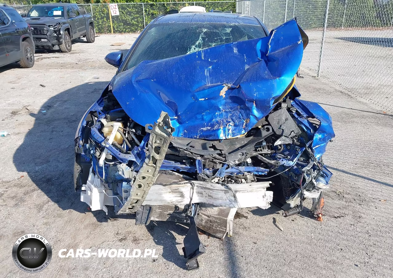 2019 Toyota C-Hr Xle VIN:NMTKHMBX4KR075740 - 6