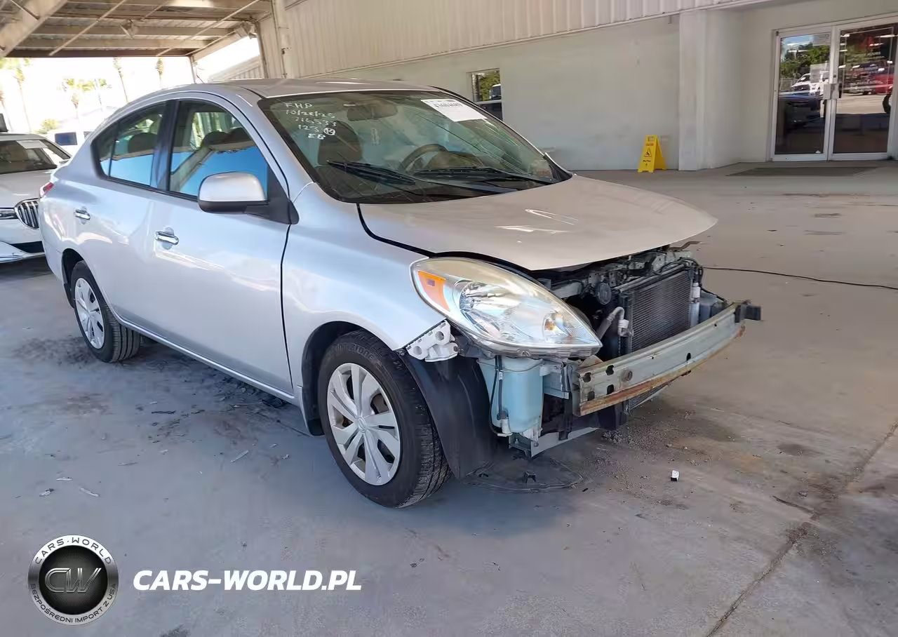 2014 Nissan Versa 1.6 Sv