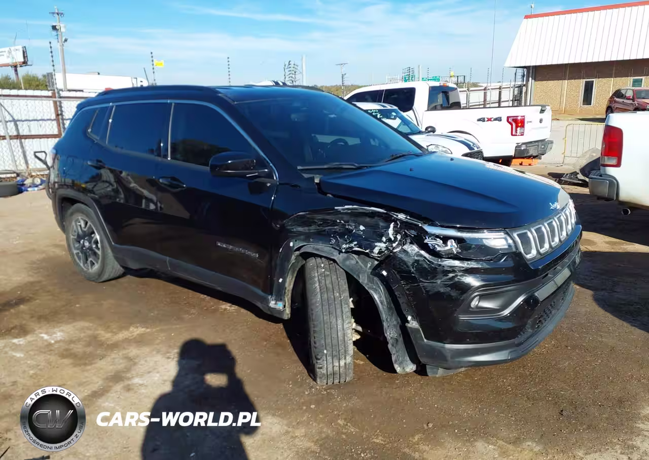 2022 Jeep Compass Latitude Fwd
