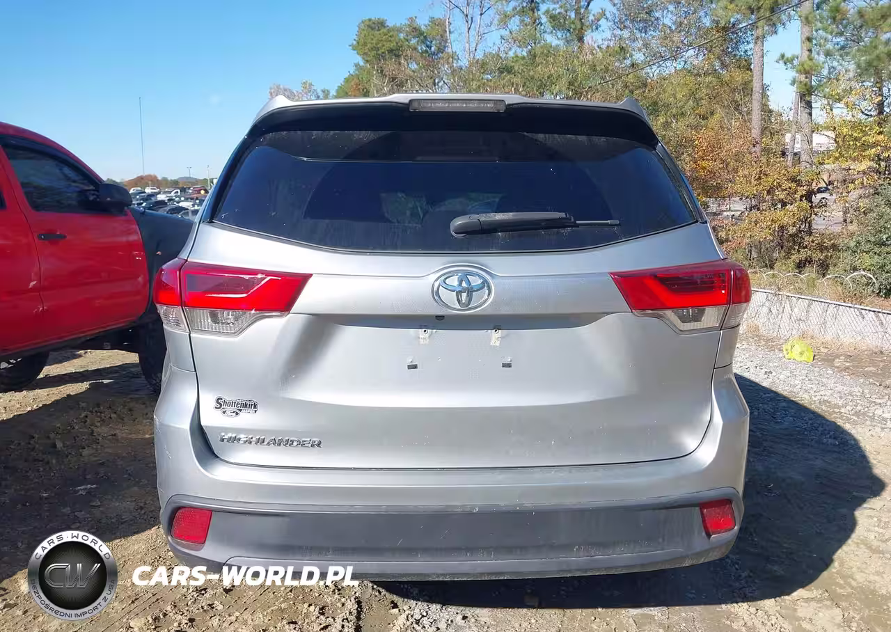 2019 Toyota Highlander Le VIN:5TDZARFH4KS043259 - 16