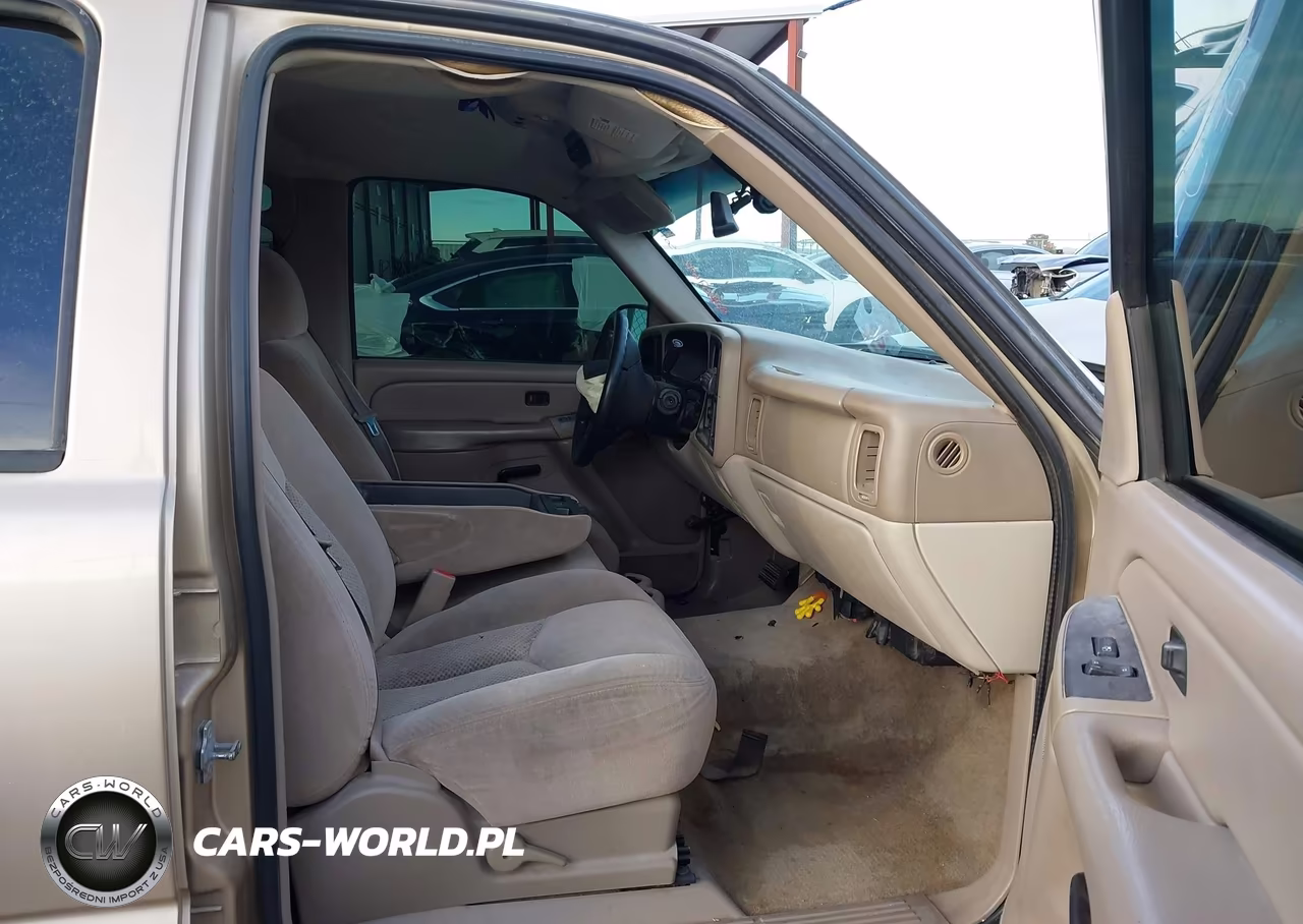 2005 Chevrolet Tahoe Ls VIN:1GNEC13V25R253695 - 5