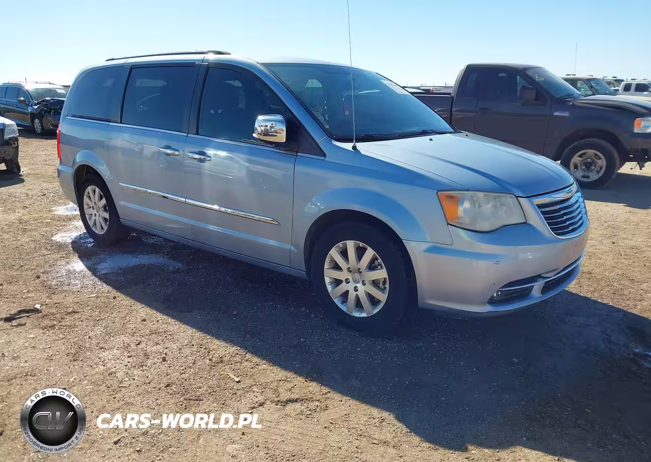 2012 Chrysler Town & Country Touring-L