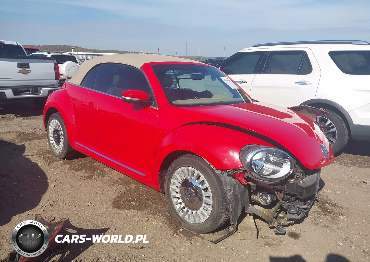 2014 Volkswagen Beetle 2.5L – zdjęcie 1 z 17