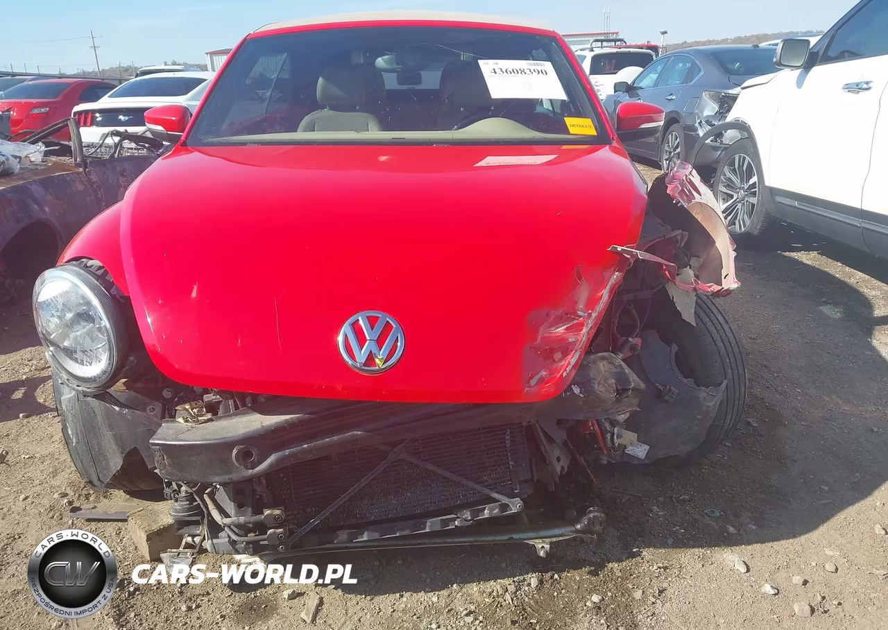2014 Volkswagen Beetle 2.5L VIN:3VW5P7ATXEM801815 - 13
