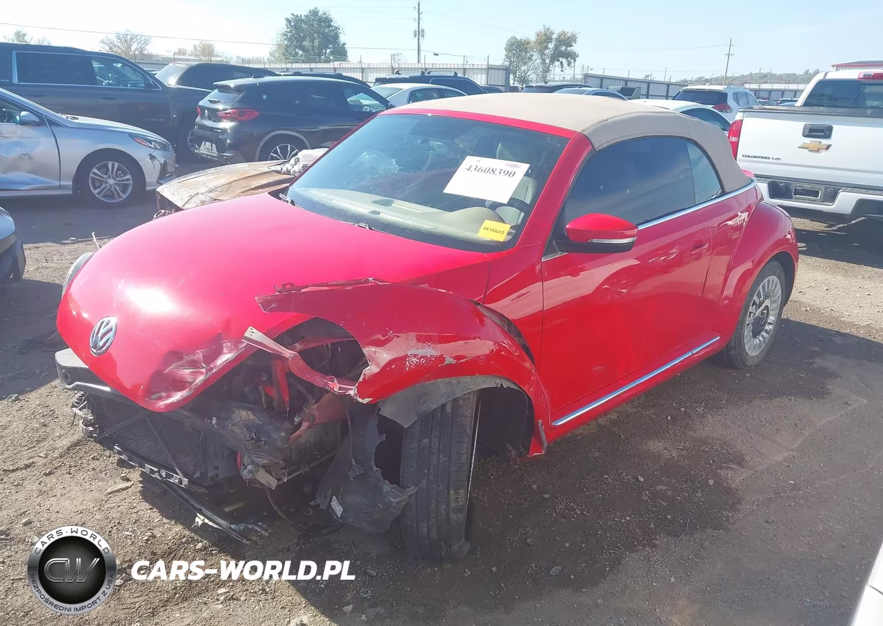 2014 Volkswagen Beetle 2.5L VIN:3VW5P7ATXEM801815 - 2