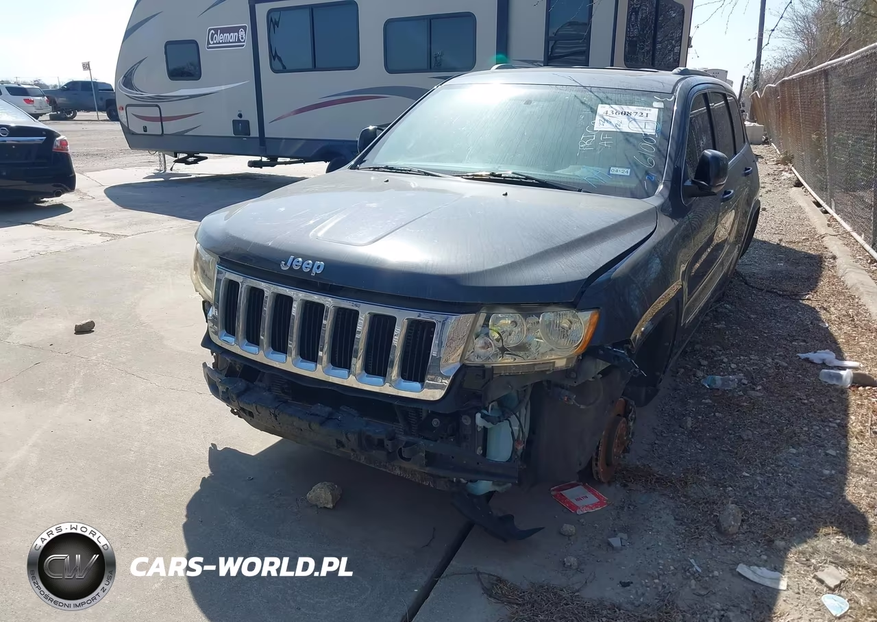 2011 Jeep Grand Cherokee Laredo VIN:1J4RR4GG6BC610035 - 6
