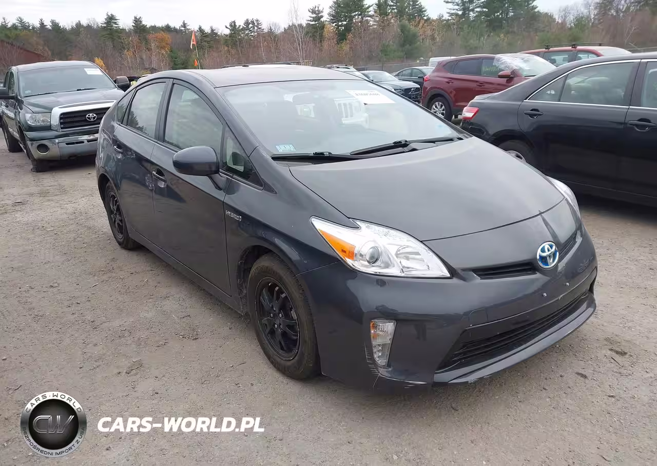 2015 Toyota Prius Three
