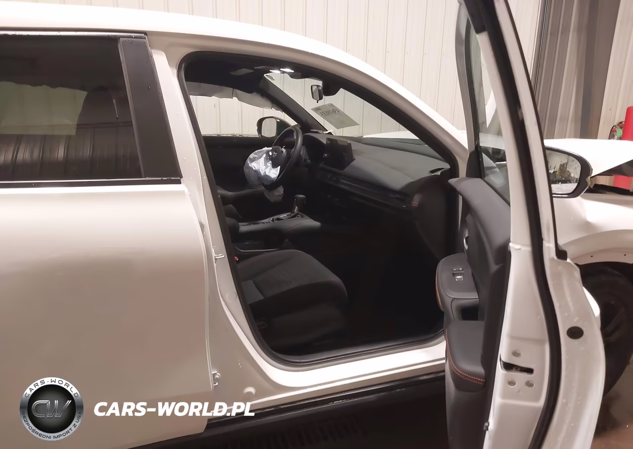 2026 Honda Hr-V Awd Sport VIN:3CZRZ2H53TM705766 - 5