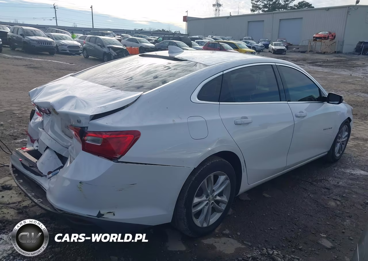 2017 Chevrolet Malibu 1Lt VIN:1G1ZE5STXHF153662 - 4