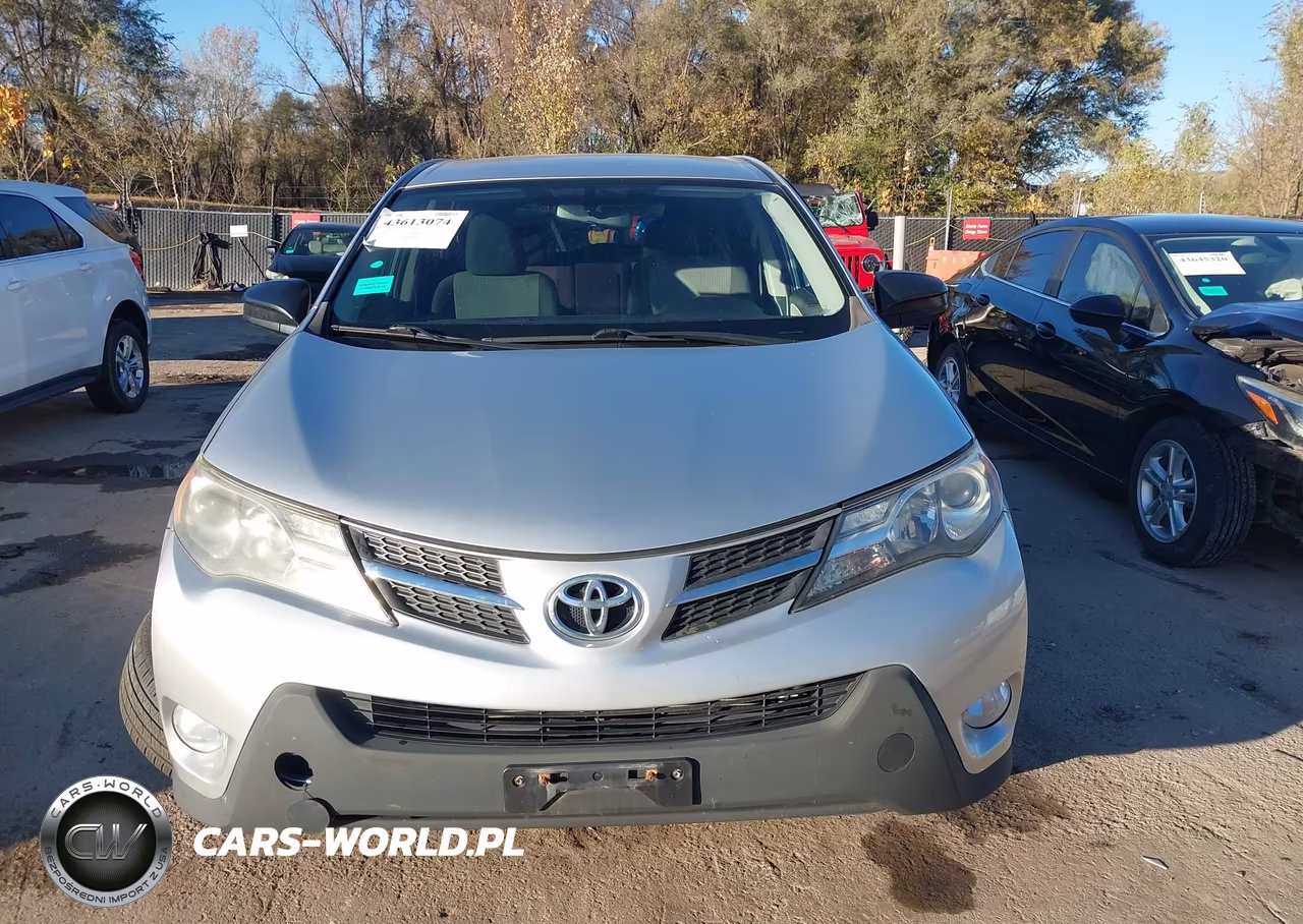 2015 Toyota Rav4 Le VIN:JTMBFREVXFD159139 - 12