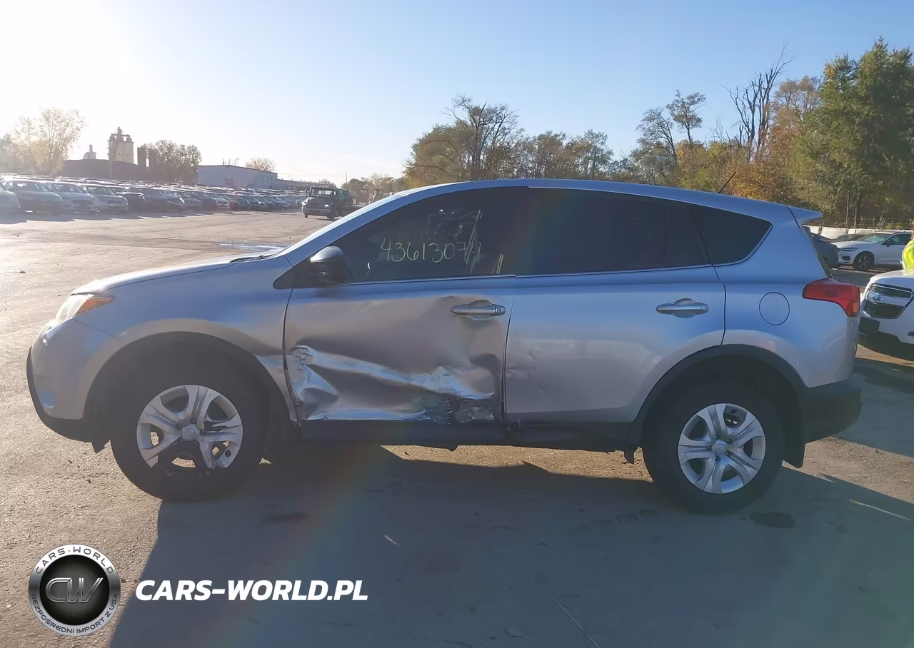 2015 Toyota Rav4 Le VIN:JTMBFREVXFD159139 - 14