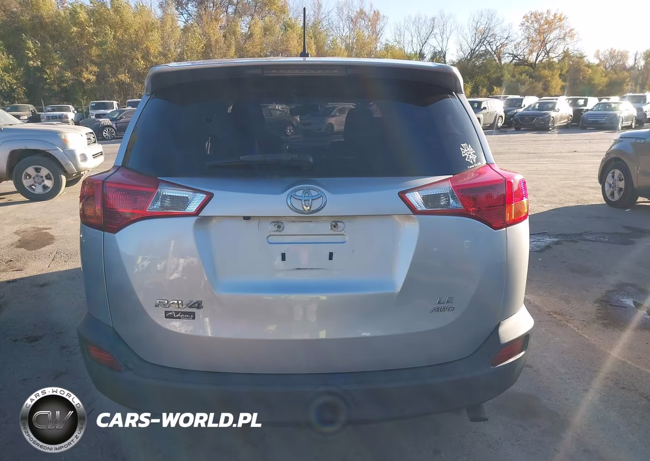 2015 Toyota Rav4 Le VIN:JTMBFREVXFD159139 - 16