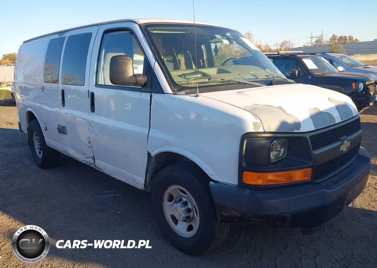2009 Chevrolet Express 2500 Work Van