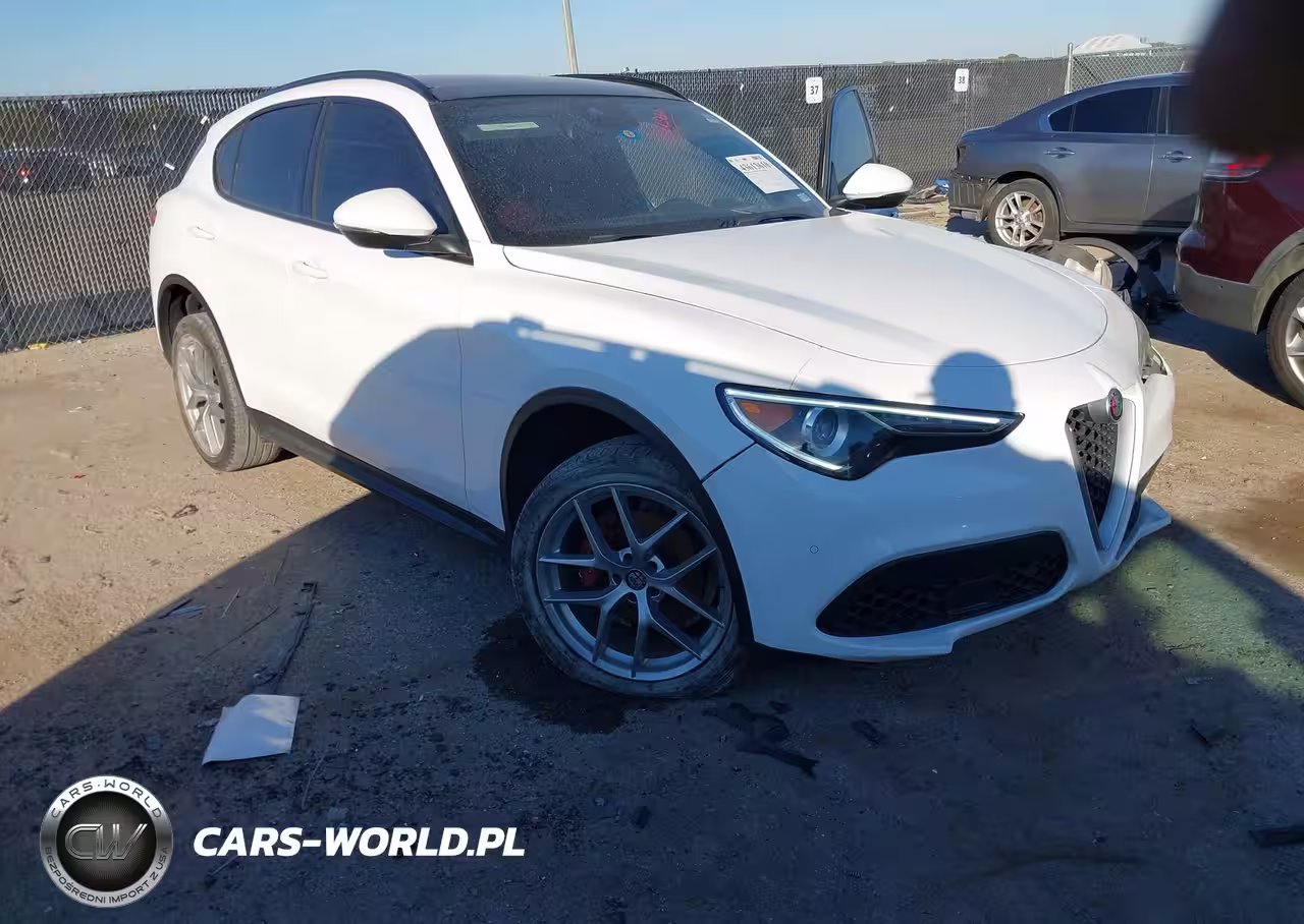 2018 Alfa Romeo Stelvio Ti Sport Awd