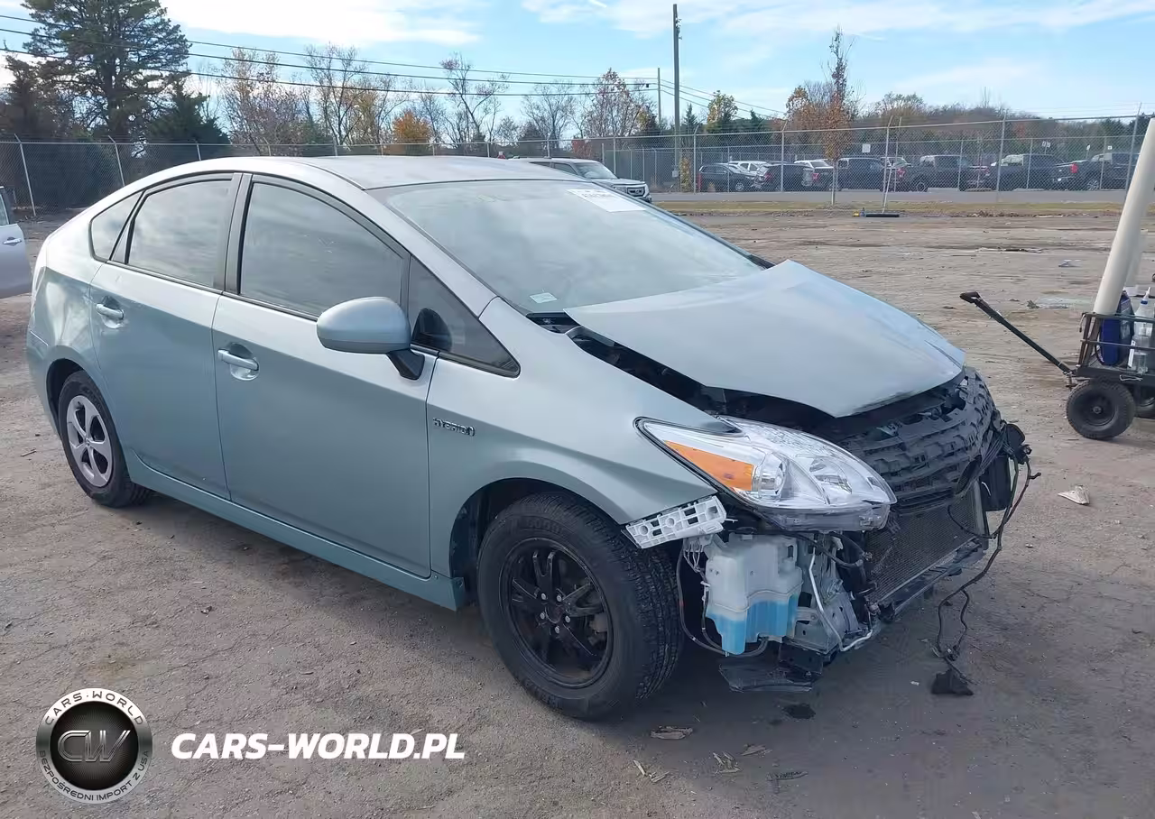 2013 Toyota Prius Three