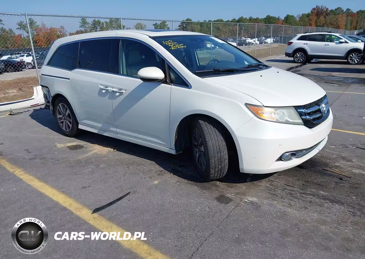 2015 Honda Odyssey Touring-Touring Elite