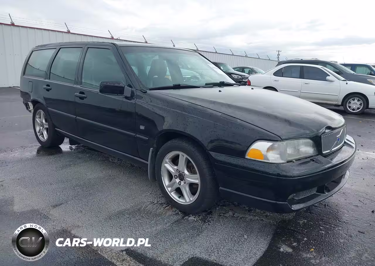 1999 Volvo V70 R