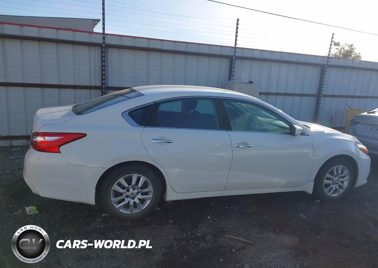 2016 Nissan Altima 2.5 S VIN:1N4AL3AP5GN344743 - 13